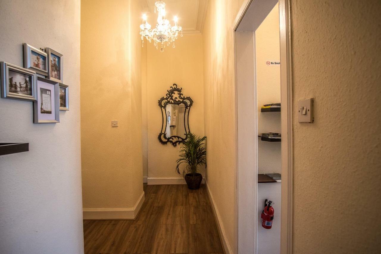Edinburgh Ground Floor City Centre Flat Close To Princess Street Eksteriør bilde