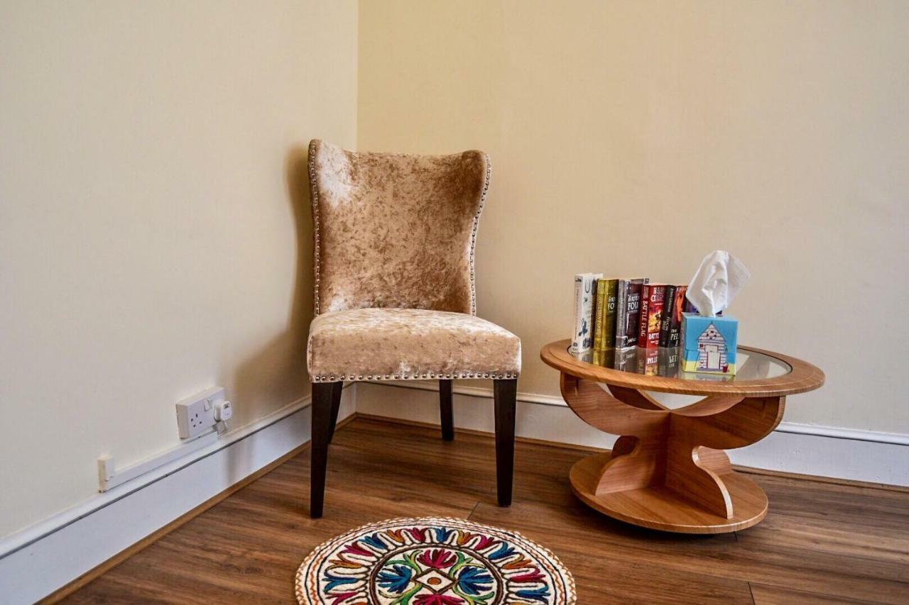 Edinburgh Ground Floor City Centre Flat Close To Princess Street Eksteriør bilde
