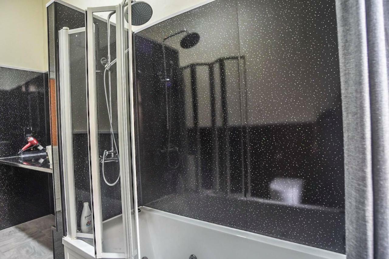 Edinburgh Ground Floor City Centre Flat Close To Princess Street Eksteriør bilde